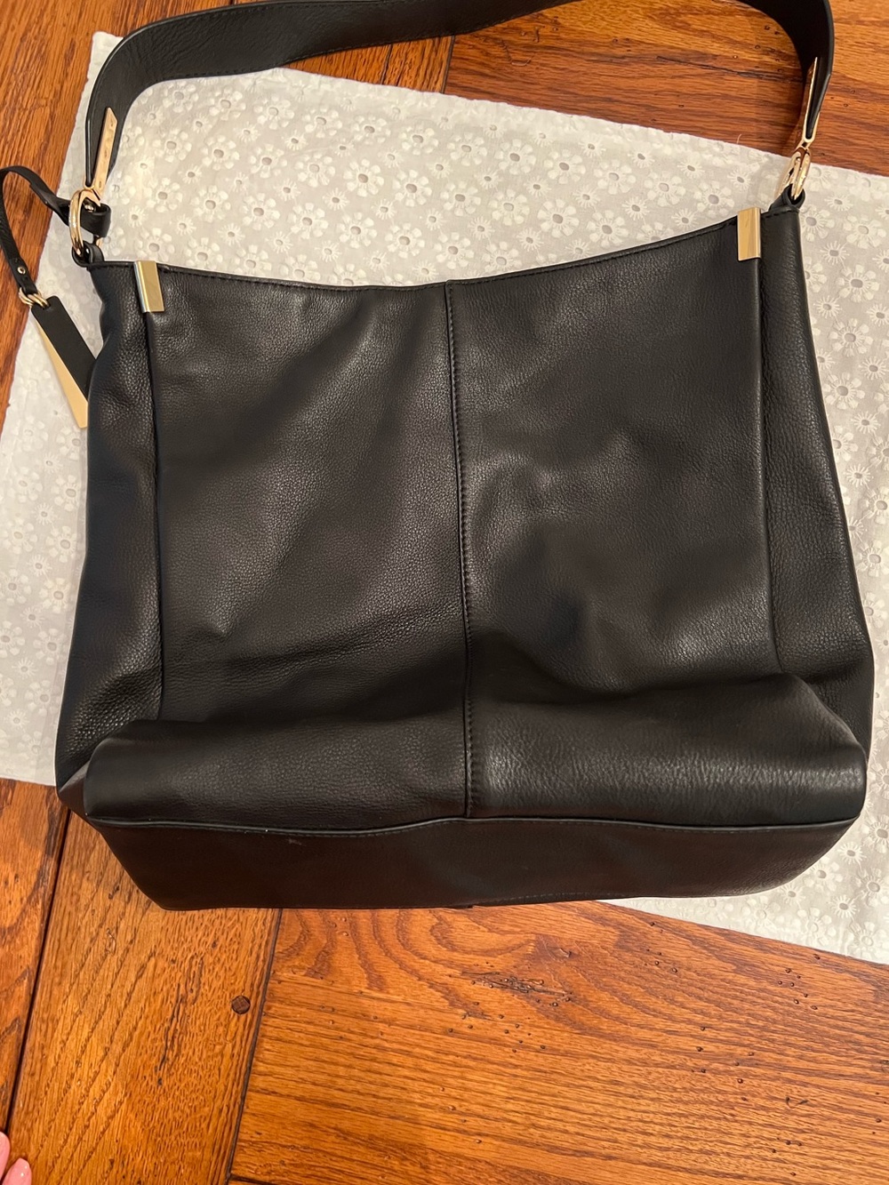 Vince Camuto Black Pebbled Leather Shoulder Bag with Gold-Tone Tag - Picture 3 of 11